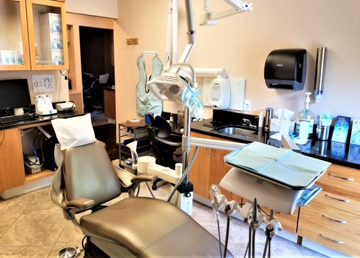 Seabreeze Dental Modern Office Environment